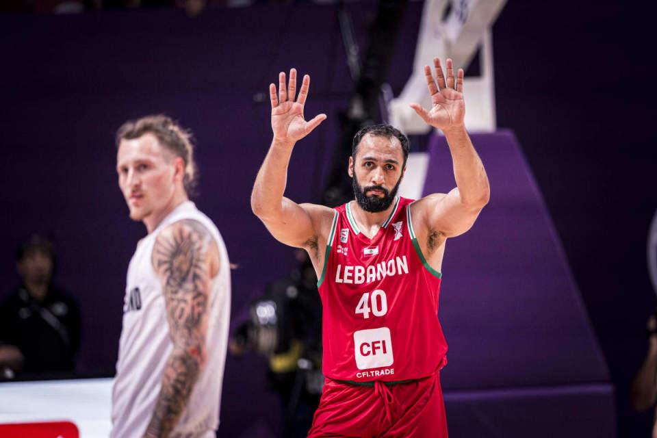 第三节结束 第三节结束