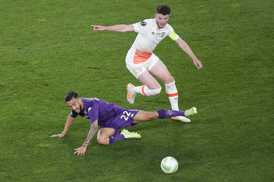 竞和意甲破, 国脚