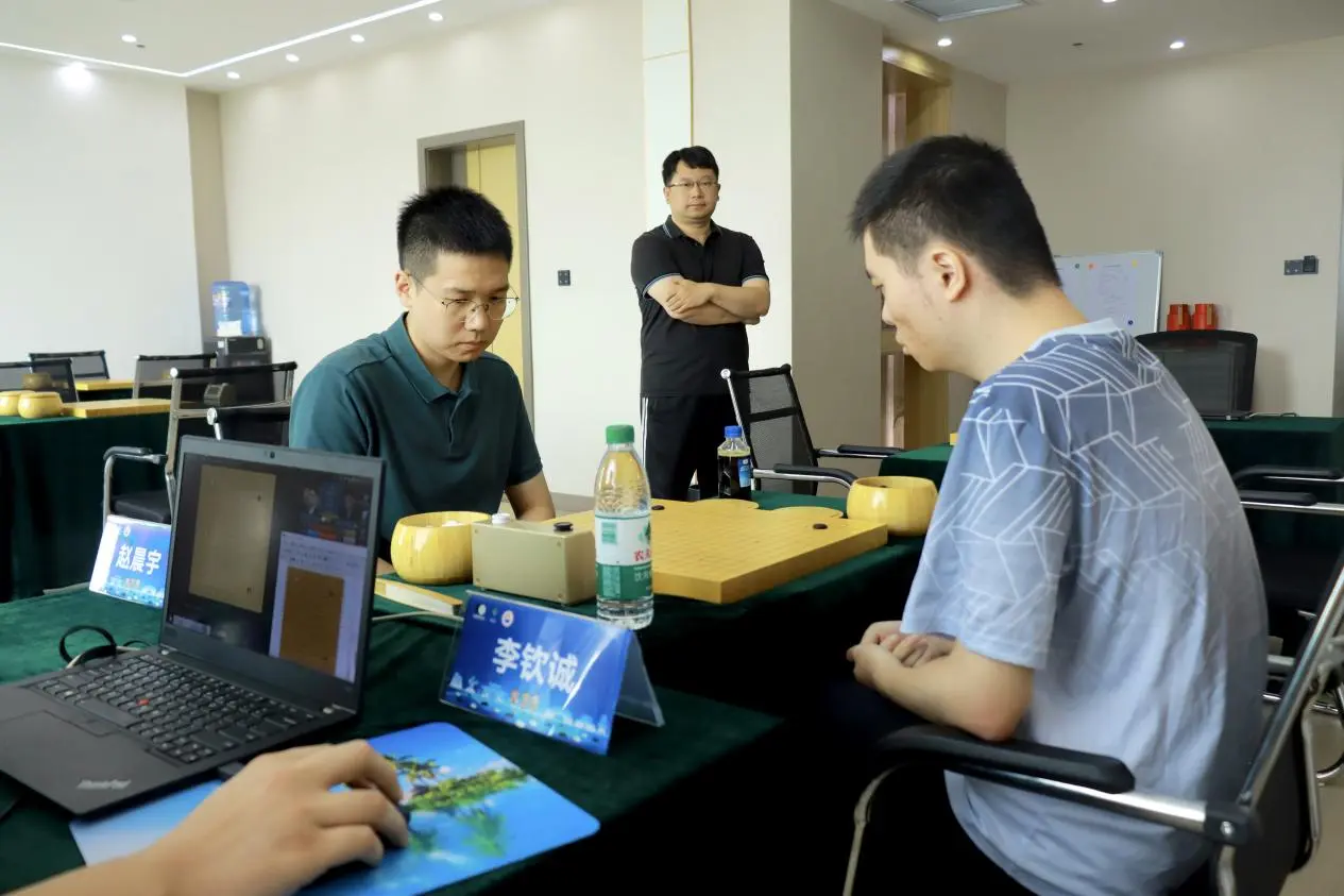 src, 李志贤九段