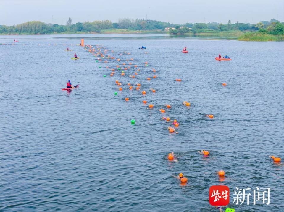 步履不停, 镇江市体育, 自己的对话