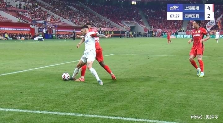 src, 的两个点球