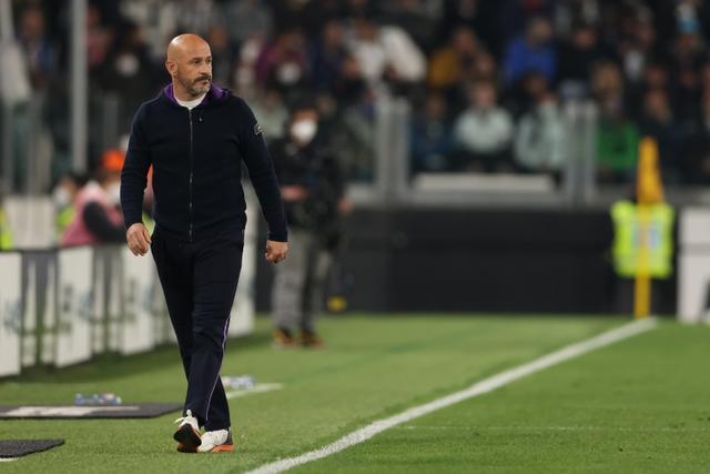 踢得太过直, 位防守