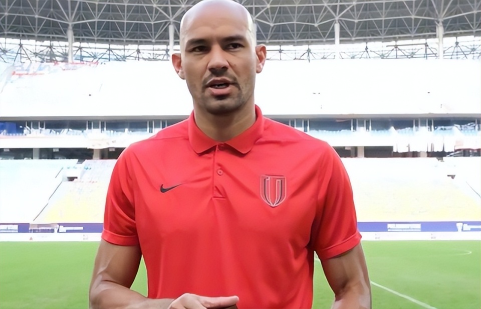 JtUJ, 轮将上演一, 杨明洋