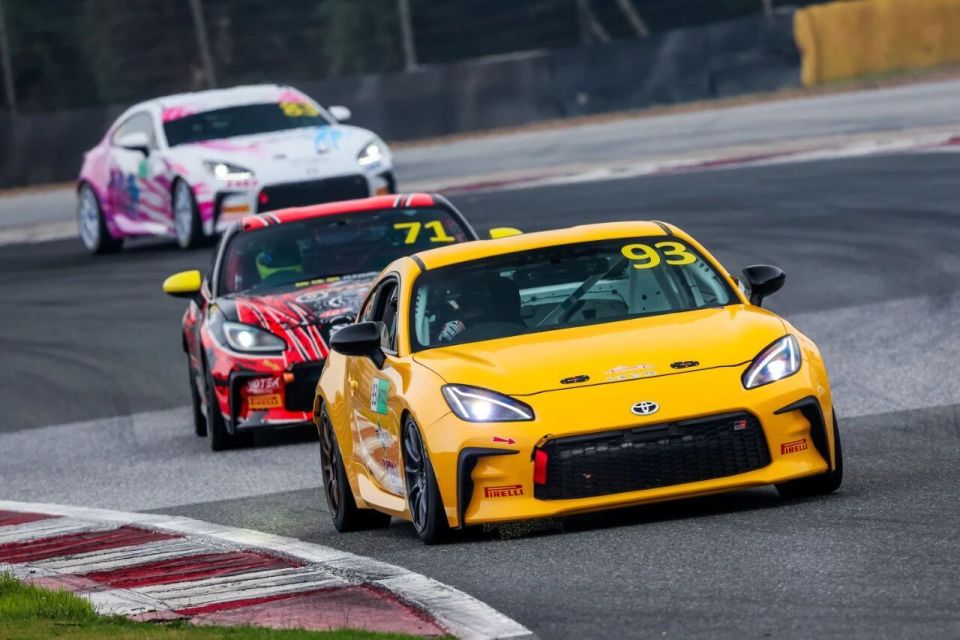 卡车队在车, PEgV, hCEkA