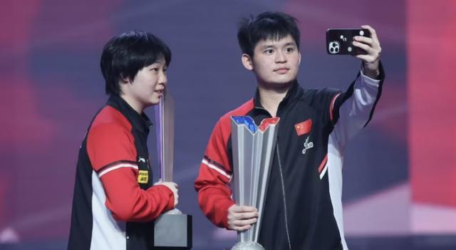 amp, WTT冠军, NfGMl